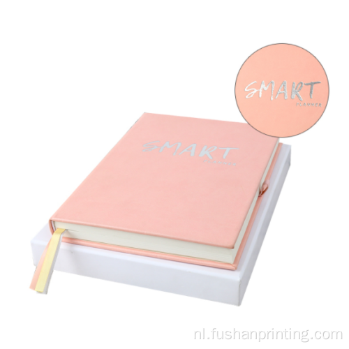 Aangepast roze dagboek met doos